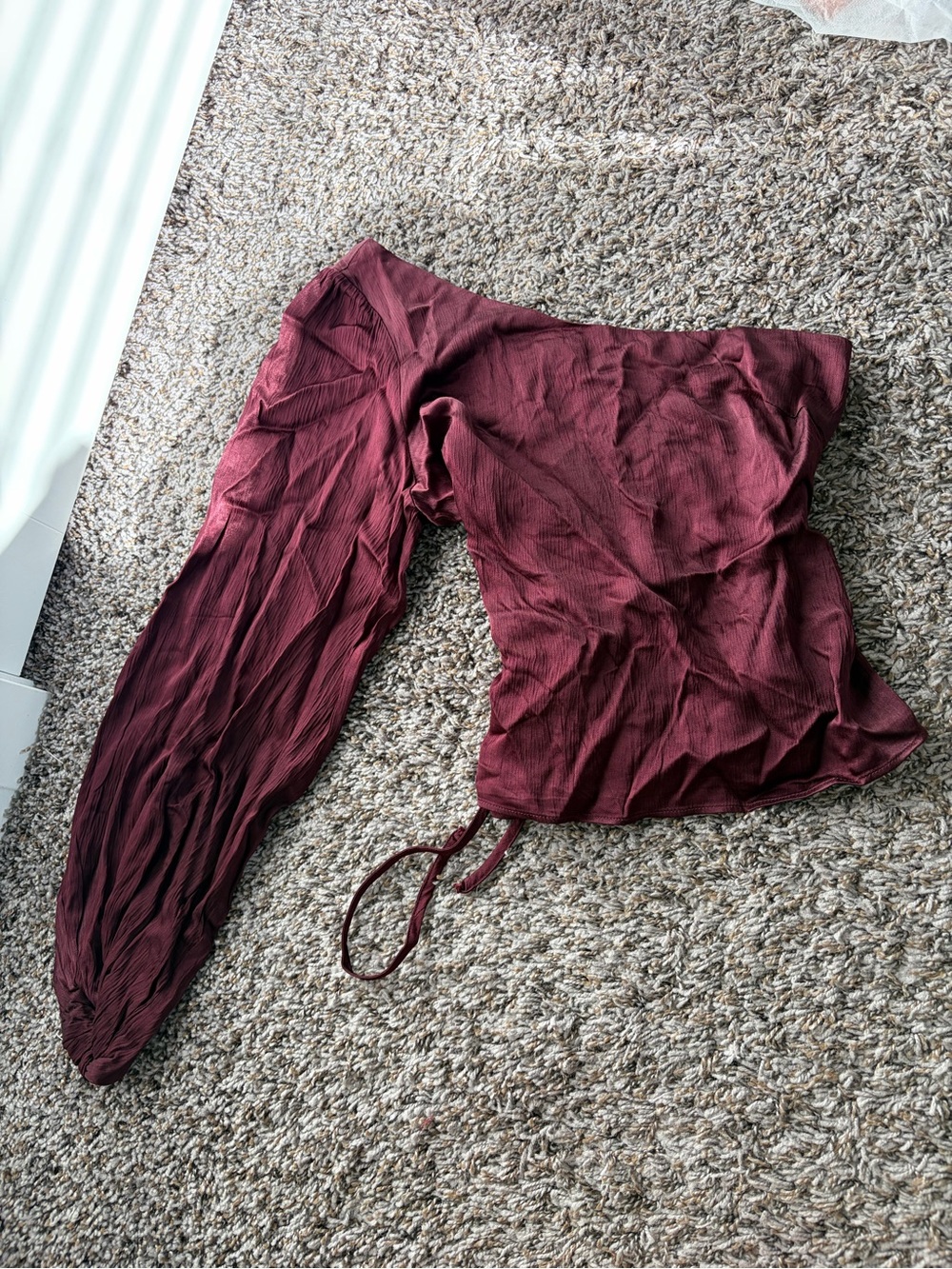 MINKPINK One-Shoulder Crop Top in Burgundy